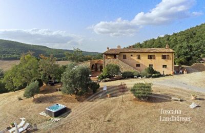 Country House for sale Sarteano, Tuscany, RIF 3005 Blick auf Anwesen