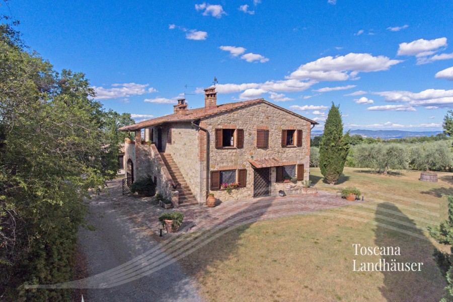 Photos Charming farmhouse in the middle of the Tuscan hills