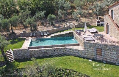 Country House for sale Cortona, Tuscany, RIF 2986 Pool und Garten