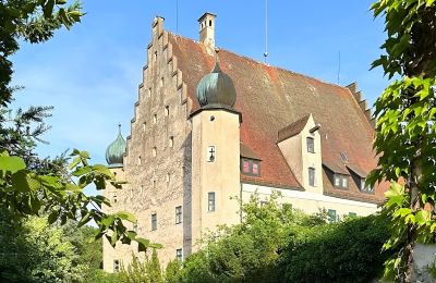 Character properties, Castle in Bavaria for sale - well maintained - good business location