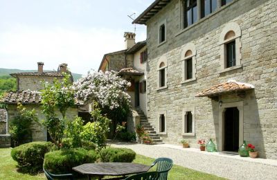 Character properties, Stately country estate in Caprese Michelangelo