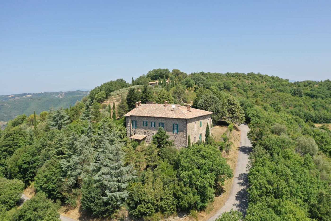 Photos Impressive character villa near Gubbio and Umbertide