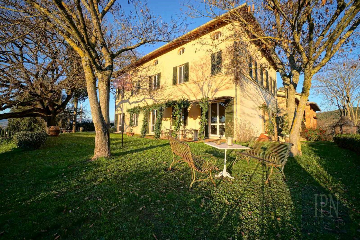 Photos Villa steeped in history in Umbria above the Tiber valley