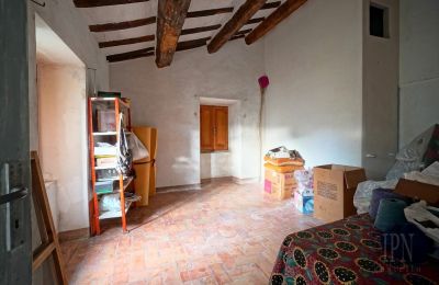 Farmhouse for sale 06019 Pierantonio, Umbria, Image 17/22