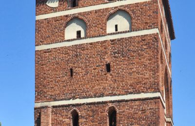 Historical tower for sale Malbork, Brama Garncarska, Pomeranian Voivodeship, Exterior View