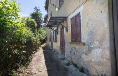 Historic Villa for sale 28838 Stresa, Via Giuseppe Mazzini, Piemont, Outbuilding