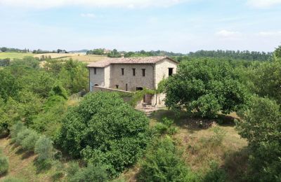 Farmhouse for sale Promano, Umbria, Image 2/21