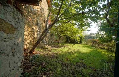 Farmhouse for sale 06019 Preggio, Umbria, Garden