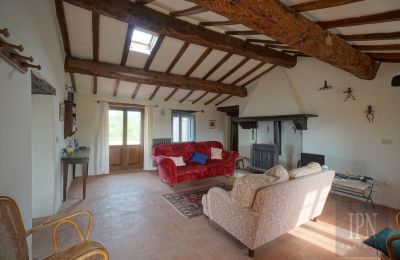 Farmhouse for sale 06026 Pietralunga, Umbria, Living Area