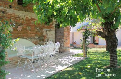 Historic Villa for sale Foiano della Chiana, Tuscany, Garden