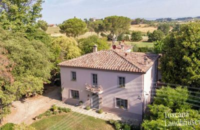 Historic Villa for sale Foiano della Chiana, Tuscany, Drone view