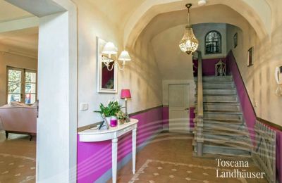 Historic Villa for sale Foiano della Chiana, Tuscany, Entrance