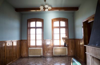 Historic Villa for sale Chmielniki, Kuyavian-Pomeranian Voivodeship, Living Room