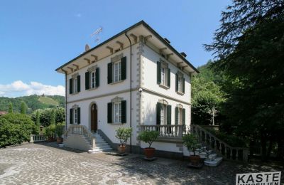 Historic Villa for sale Bagni di Lucca, Tuscany, Image 2/16