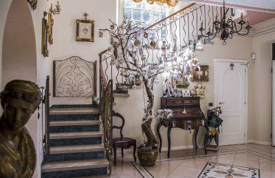 Historic Villa for sale 28838 Stresa, Piemont, Staircase