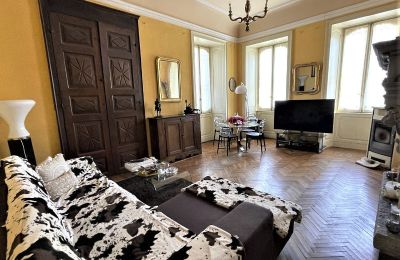 Historic Villa for sale Verbano-Cusio-Ossola, Intra, Piemont, Living Room