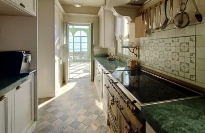 Historic Villa for sale 28824 Oggebbio, Piemont, Kitchen