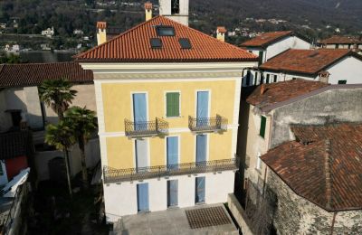 Historic Villa for sale 28838 Stresa, Isola dei Pescatori, Piemont, Exterior View