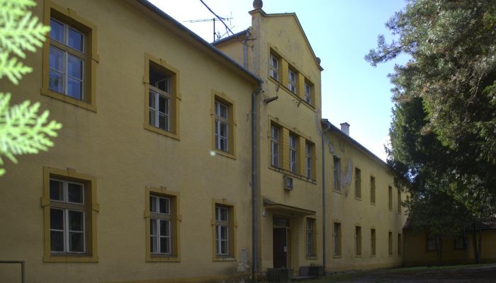 Manor House Kravany nad Dunajom 2