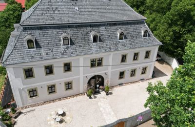 Manor House for sale Sędzisław, Dwór w Sędzisławiu, Lower Silesian Voivodeship, Front view