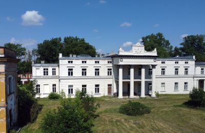 Character properties, New Price: Classical manor in Central Poland