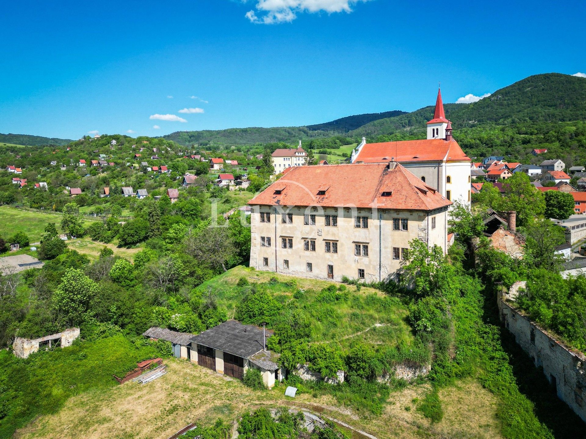 Photos Early baroque castle in Žitenice, North Bohemia