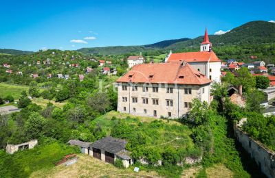 Character properties, Early baroque castle in Žitenice, North Bohemia