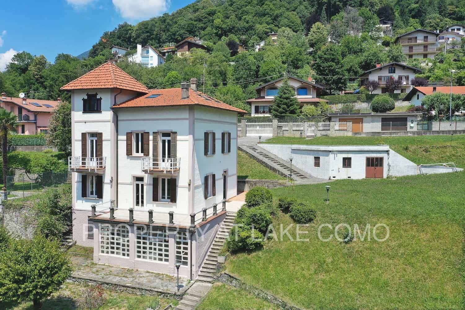 Photos Classical Lake Como Villa with Panoramic Views