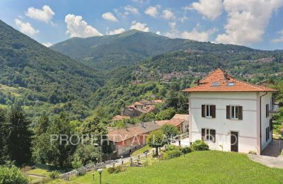 Historic Villa for sale Dizzasco, Lombardy, View