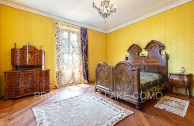 Historic Villa for sale Dizzasco, Lombardy, Bedroom