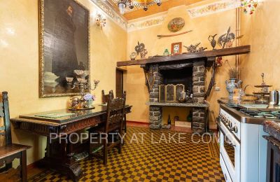 Historic Villa for sale Dizzasco, Lombardy, Kitchen