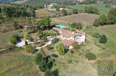 Country home for sale Trestina, Umbria, Image 25/29