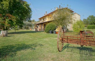 Country home for sale Trestina, Umbria, Image 6/29