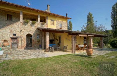 Country home for sale Trestina, Umbria, Image 4/29