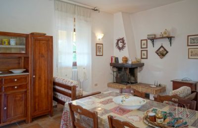 Country home for sale Trestina, Umbria, Image 10/29