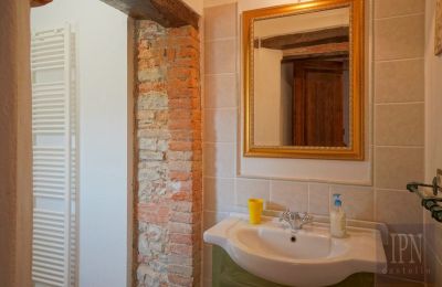 Country home for sale Trestina, Umbria, Image 21/29