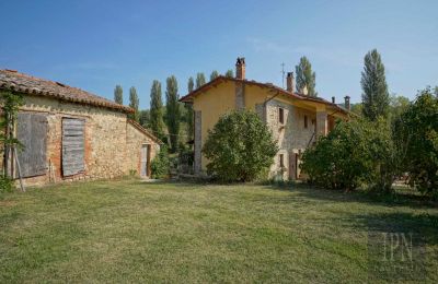 Country home for sale Trestina, Umbria, Image 24/29