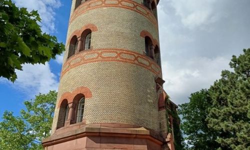 Historical tower Ludwigshafen am Rhein 3