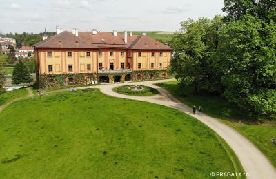 Castle for sale Kraj Vysočina, Access