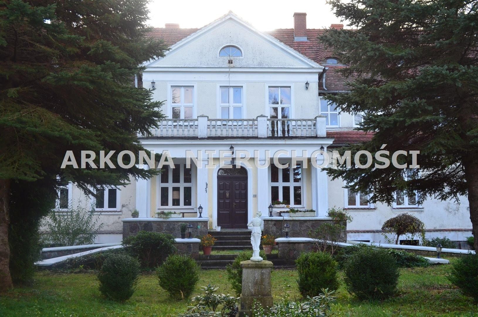 Photos Manor in Golczewo, near Szczecin Lagoon and Baltic Sea