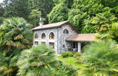 Historic Villa for sale Meina, SS33 del Sempione 13, Piemont, Image 22/38