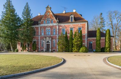 Castle for sale Leźno, Pałac w Leźnie 45, Pomeranian Voivodeship, Pałac w Leźnie