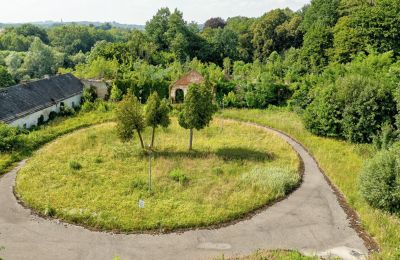 Manor House for sale Poręba Żegoty, Ruiny Dworu Szembeków, Lesser Poland Voivodeship, Courtyard