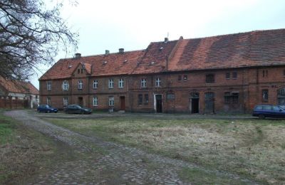 Castle for sale Osetno, Pałac w Osetnie, Lower Silesian Voivodeship, Outbuilding