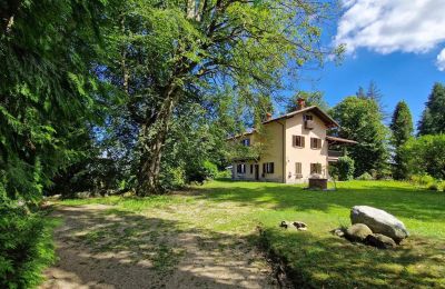 Historic Villa for sale Gignese, Piemont, Image 2/39