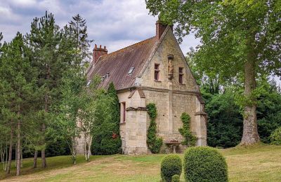 Character properties, 16th century Mill: Unique nature paradise near Paris