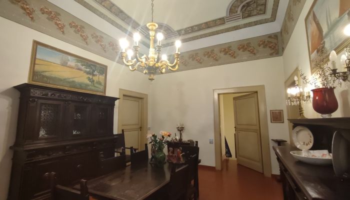 Historic Villa Offida 5