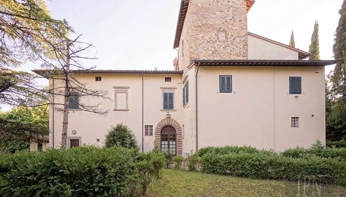 Historic Villa Gragnano 2