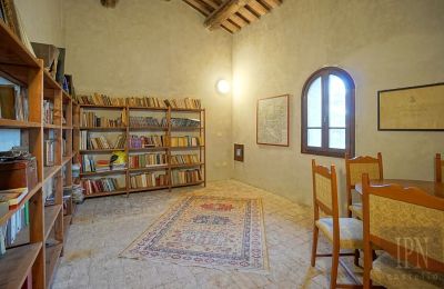 Historic Villa for sale Gragnano, Tuscany, Image 15/35