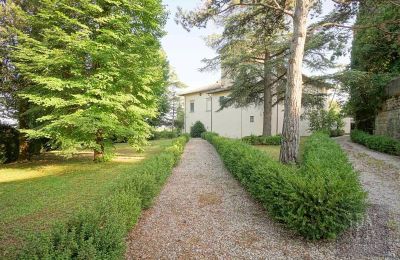 Historic Villa for sale Gragnano, Tuscany, Access